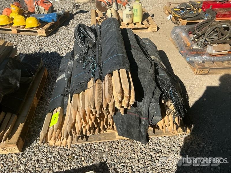 Quantity of Wooden Stakes Other components