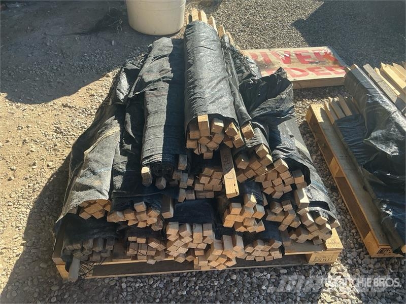 Quantity of Wooden Stakes Other components