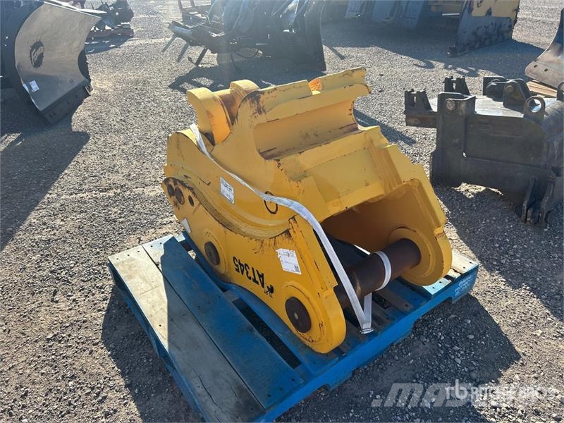  Quick Coupler - Fits Cat 350 (Unused) Conectores rápidos