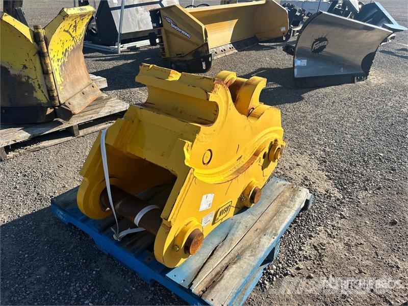  Quick Coupler - Fits Cat 350 (Unused) Conectores rápidos
