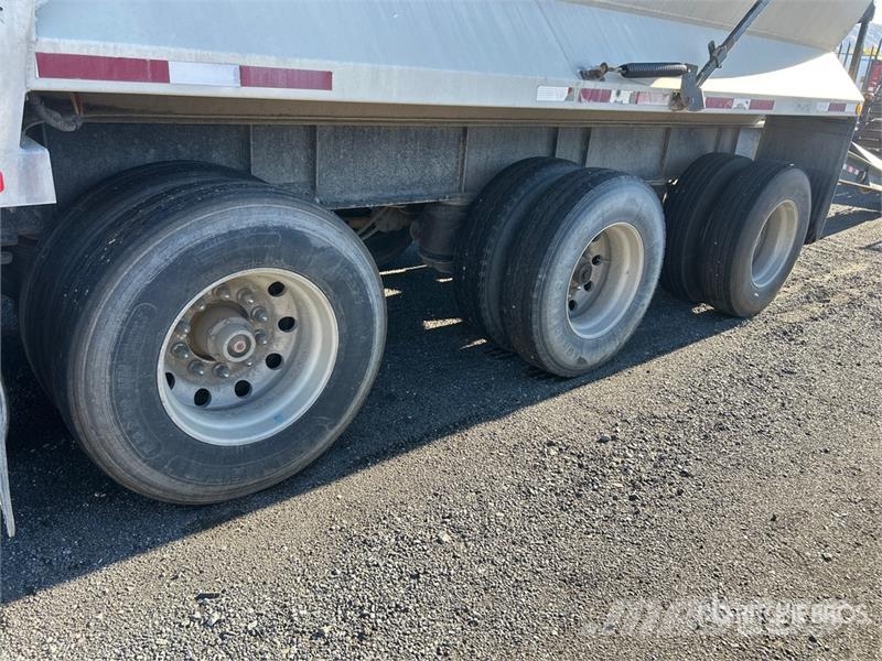 Raglan 16 ft Tri/A Pup Dump Trailer Remorque benne