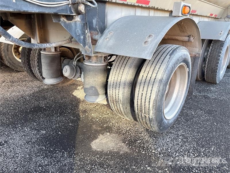 Raglan 36 ft Tri/A End Dump Trailer Tipphengere