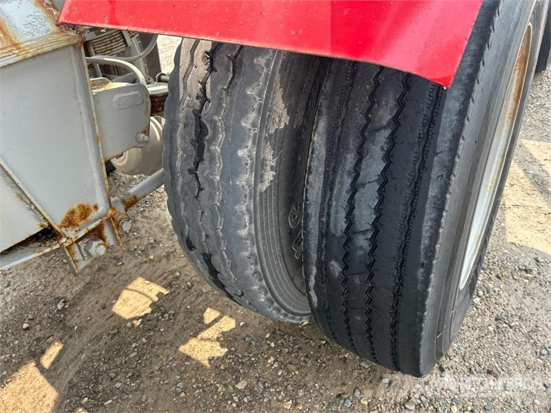 Raglan 38 ft Tri/A Belly Dump Trailer Bañera