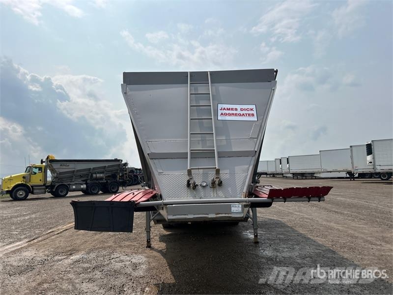 Raglan 38 ft Tri/A Belly Dump Trailer Bañera