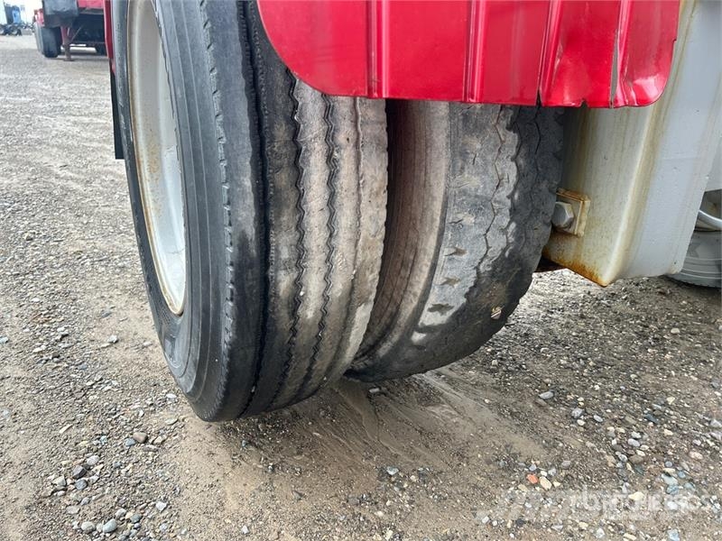 Raglan 38 ft Tri/A Belly Dump Trailer Bañera