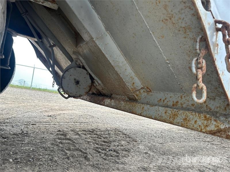 Raglan 47 ft Quad/A Belly Dump Trailer Bañera