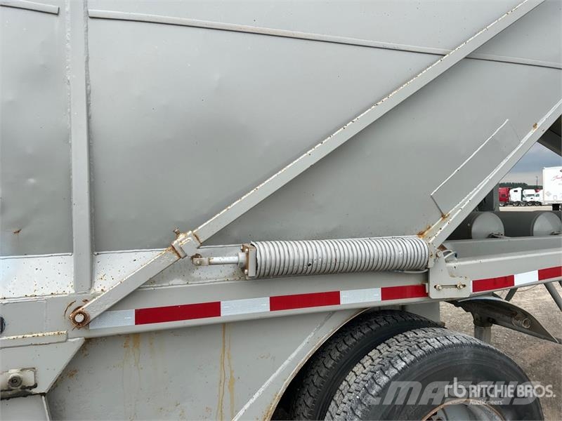 Raglan 47 ft Quad/A Belly Dump Trailer Bañera