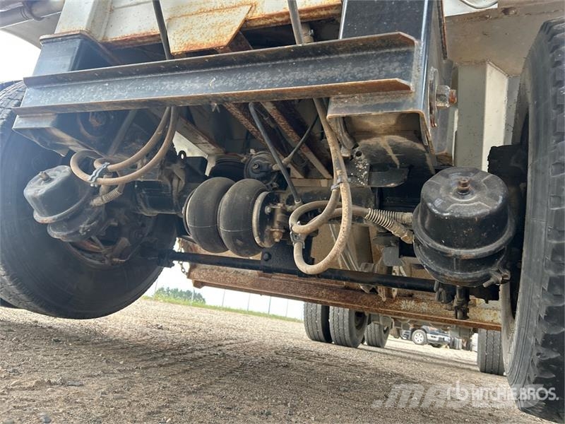 Raglan 47 ft Quad/A Belly Dump Trailer Bañera