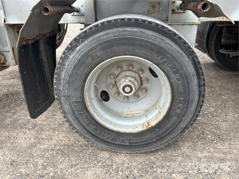 Raglan 47 ft Quad/A Belly Dump Trailer Bañera