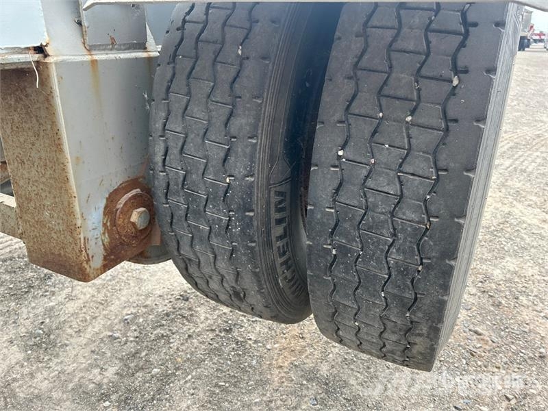 Raglan 47 ft Quad/A Belly Dump Trailer Bañera