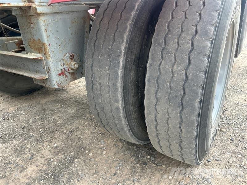  Raglan 48 ft Quad/A Belly Dump Trailer Bañera