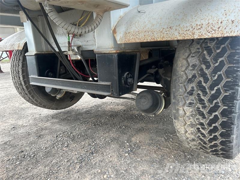 Raglan 48 ft Quad/A Belly Dump Trailer Bañera