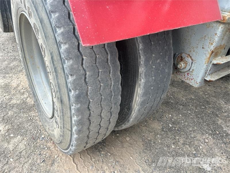  Raglan 48 ft Quad/A Belly Dump Trailer Bañera