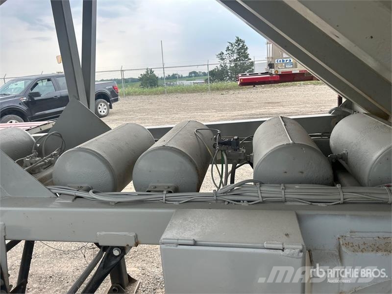 Raglan 48 ft Quad/A Belly Dump Trailer Bañera