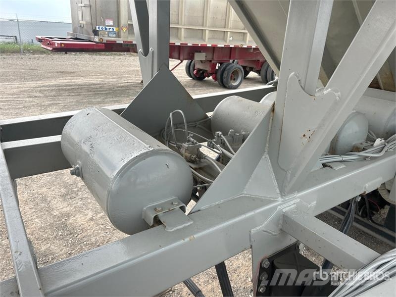  Raglan 48 ft Quad/A Belly Dump Trailer Bañera