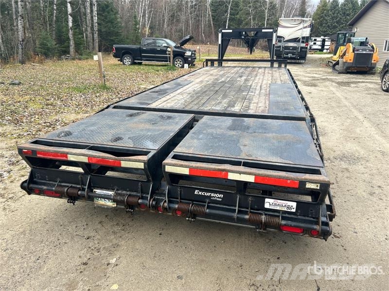 Rainbow 25 ft Tri/A Gooseneck Equipment Trailer مقطورات مركبات نقل