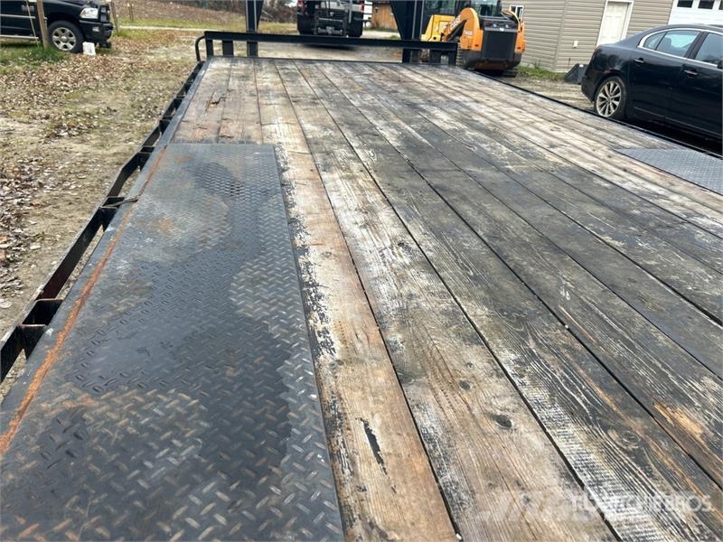 Rainbow Trailers 25 ft Tri/A Gooseneck Flatbed Trailer مقطوروات مسطحة/مفصلية الجوانب