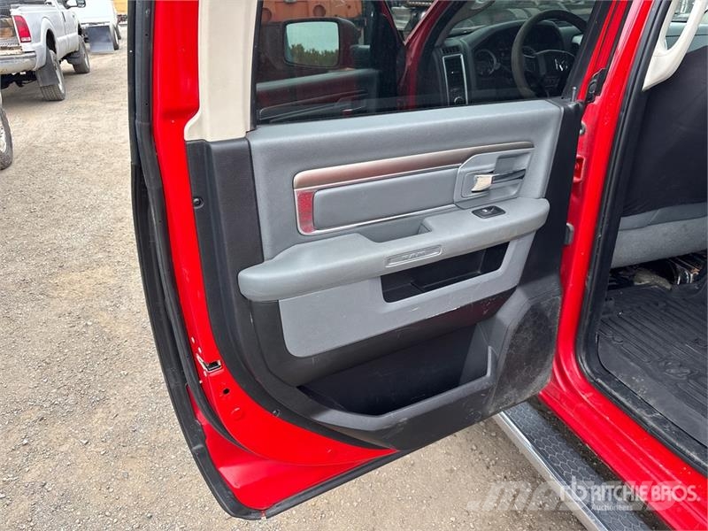 RAM 1500 Прочие фургоны