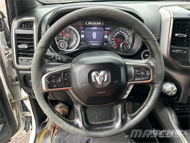 RAM 1500 Прочие фургоны