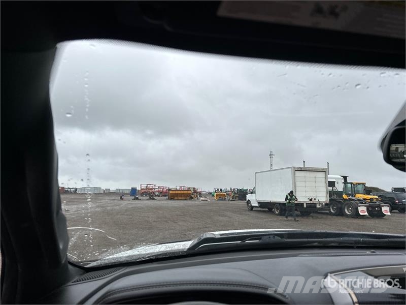 RAM 1500 Прочие фургоны