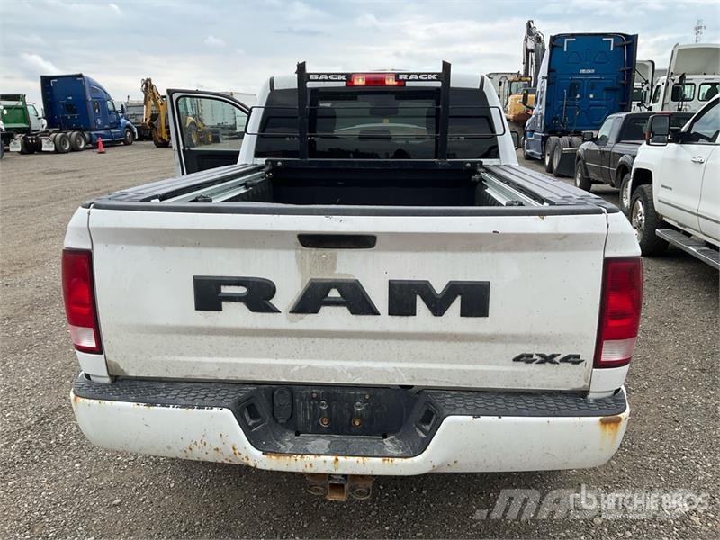 RAM 1500 Otros