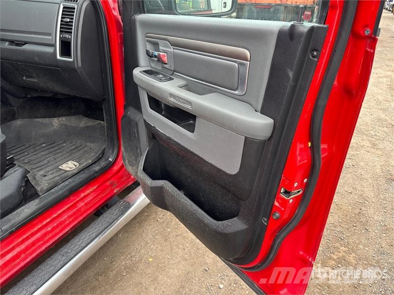 RAM 1500 Прочие фургоны