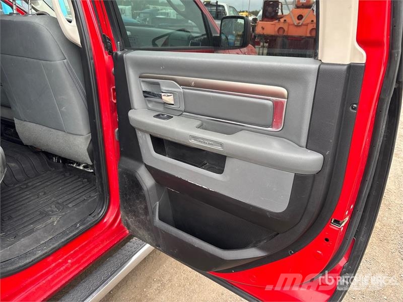 RAM 1500 Прочие фургоны