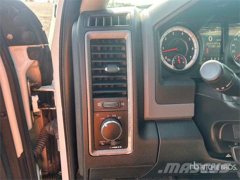 RAM 1500 Otros
