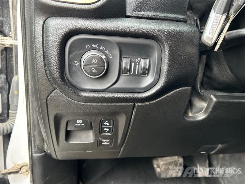 RAM 1500 Прочие фургоны