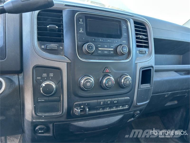 RAM 2500 4x4 Crew Cab Pickup Otras furgonetas