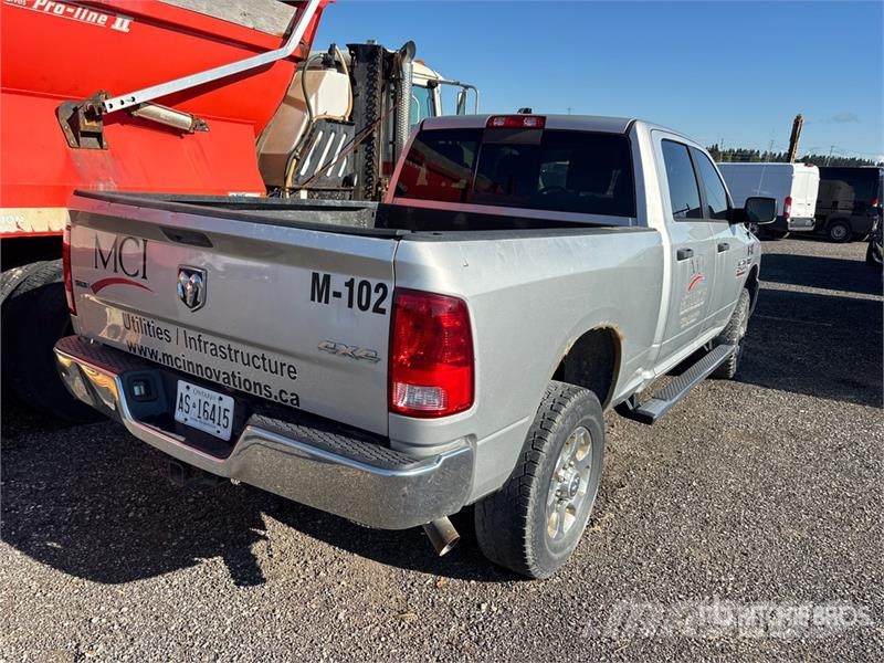 RAM 2500 SLT 4x4 Crew Cab Pickup Other