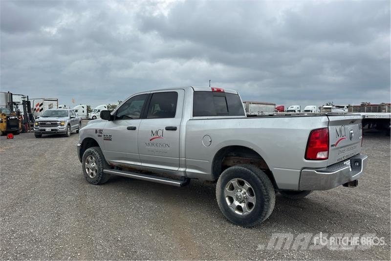 RAM 2500 SLT 4x4 Crew Cab Pickup 其他