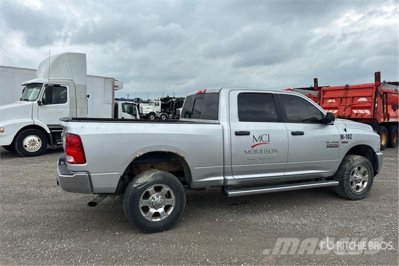 RAM 2500 SLT 4x4 Crew Cab Pickup 其他