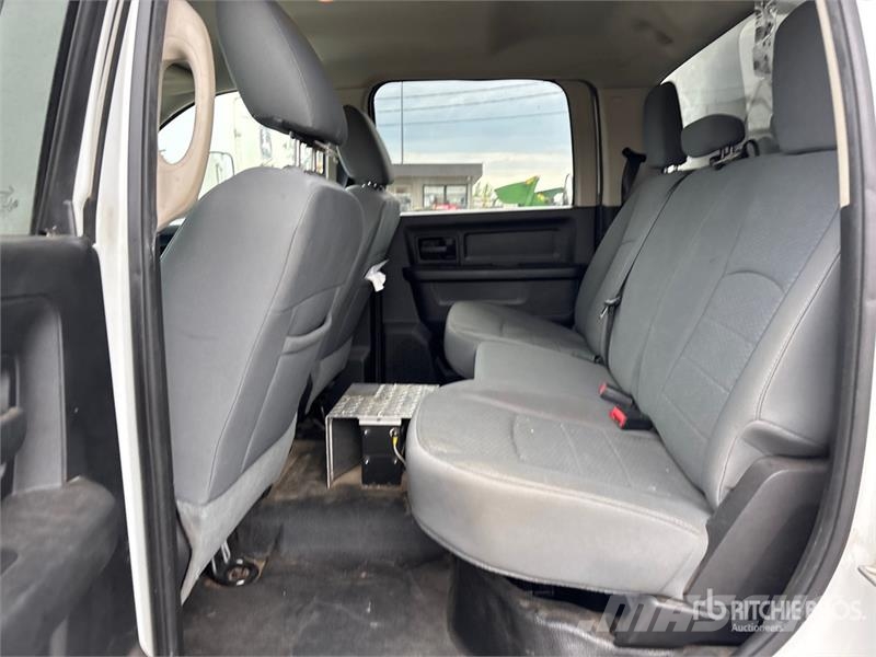 RAM 5500 Ldv/dropside