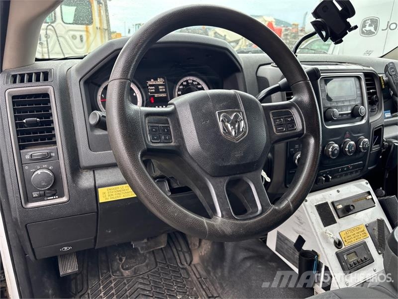 RAM 5500 Ldv/dropside