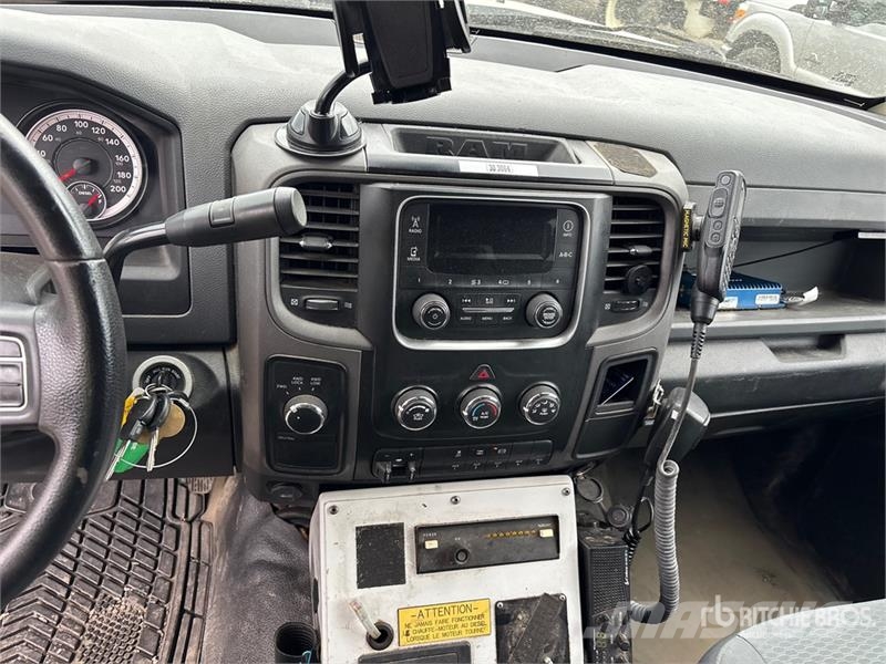RAM 5500 Ldv/dropside