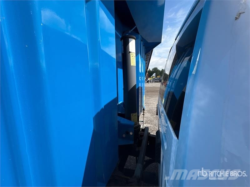 RAM 5500 4x2 Dump Truck Billenő teherautók