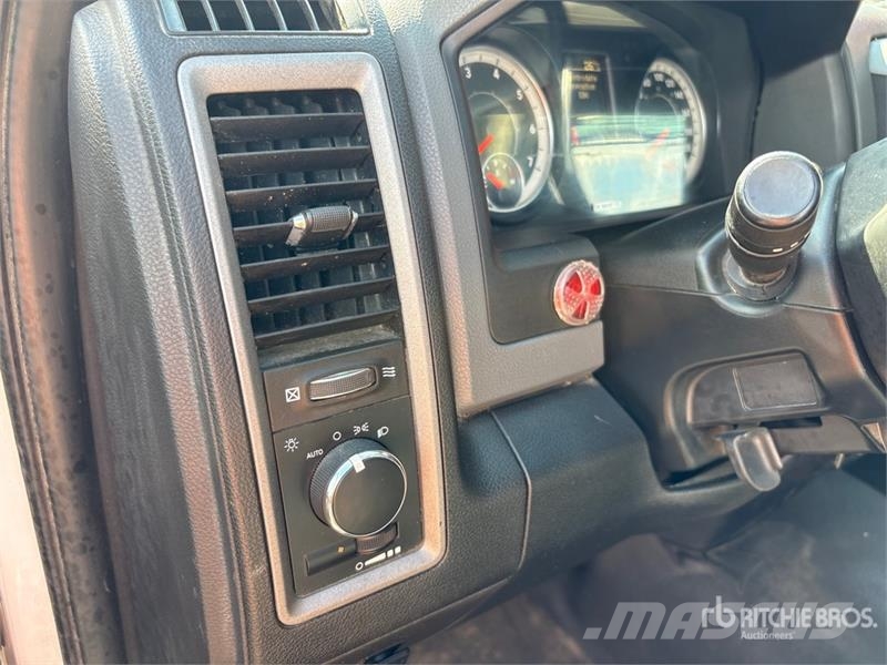 RAM 5500 4x2 Dump Truck Billenő teherautók