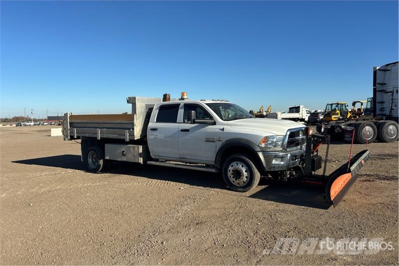 RAM 5500 4x4 Crew Cab Snow Plow Truck Komunalna vozila za opštu namenu