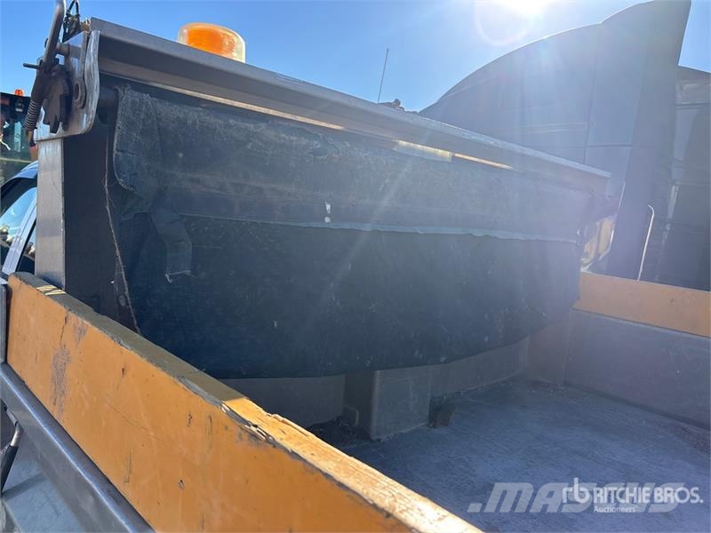 RAM 5500 4x4 Crew Cab Snow Plow Truck Komunalna vozila za opštu namenu