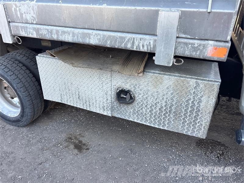 RAM 5500 4x4 Crew Cab Snow Plow Truck Komunalna vozila za opštu namenu