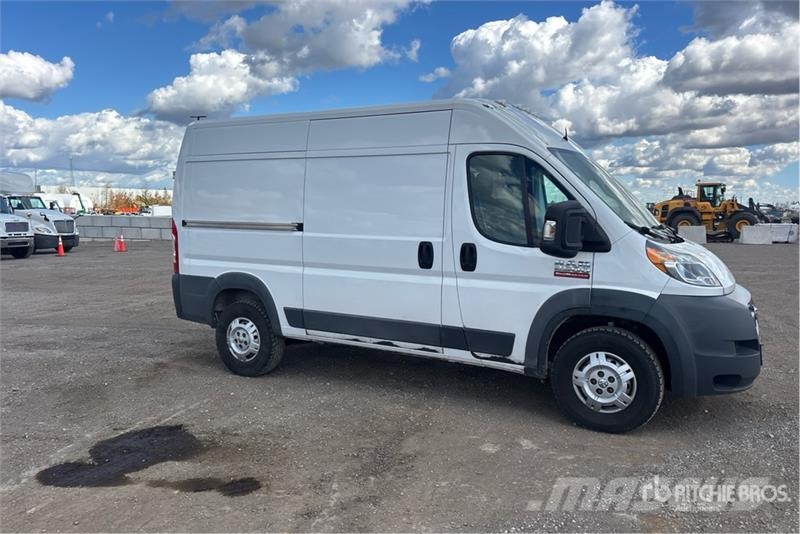 RAM Promaster 2500 Cargo Van Изотермический фургон