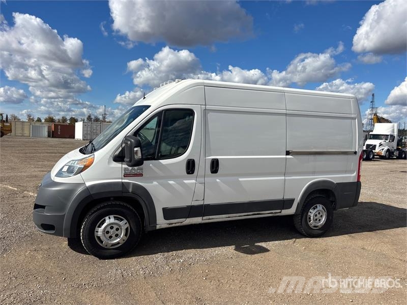RAM Promaster 2500 Cargo Van Изотермический фургон