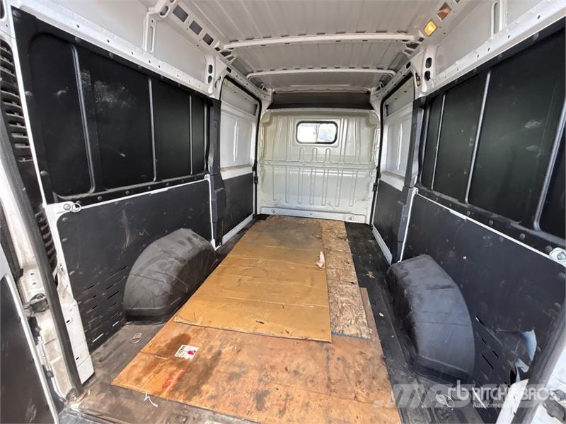 RAM Promaster 2500 Cargo Van Изотермический фургон