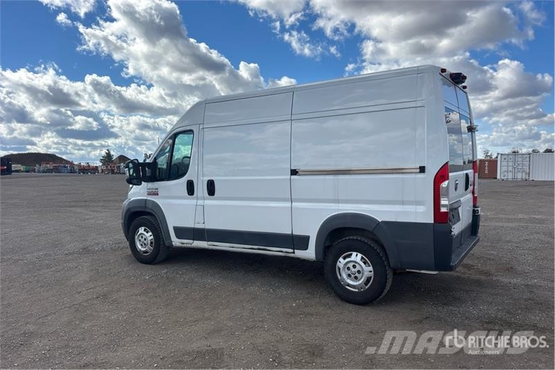 RAM Promaster 2500 Cargo Van Изотермический фургон