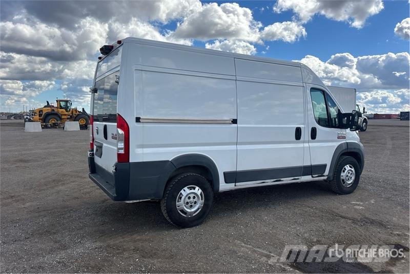 RAM Promaster 2500 Cargo Van Изотермический фургон