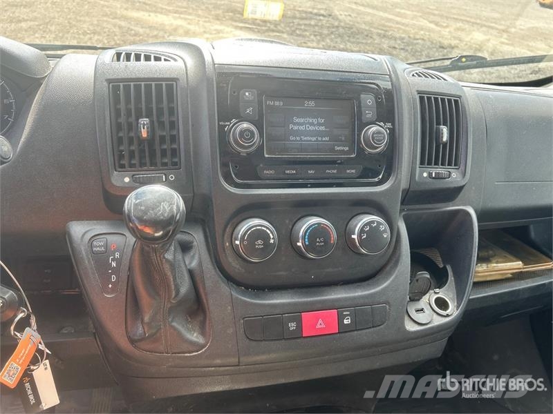 RAM ProMaster 2500 Cargo Van Lieferwagen
