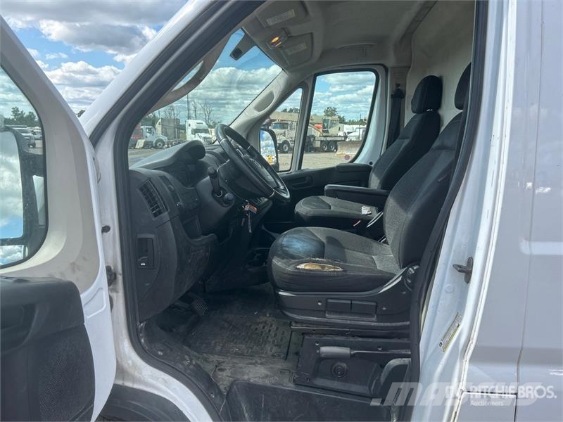 RAM ProMaster 2500 Cargo Van Lieferwagen