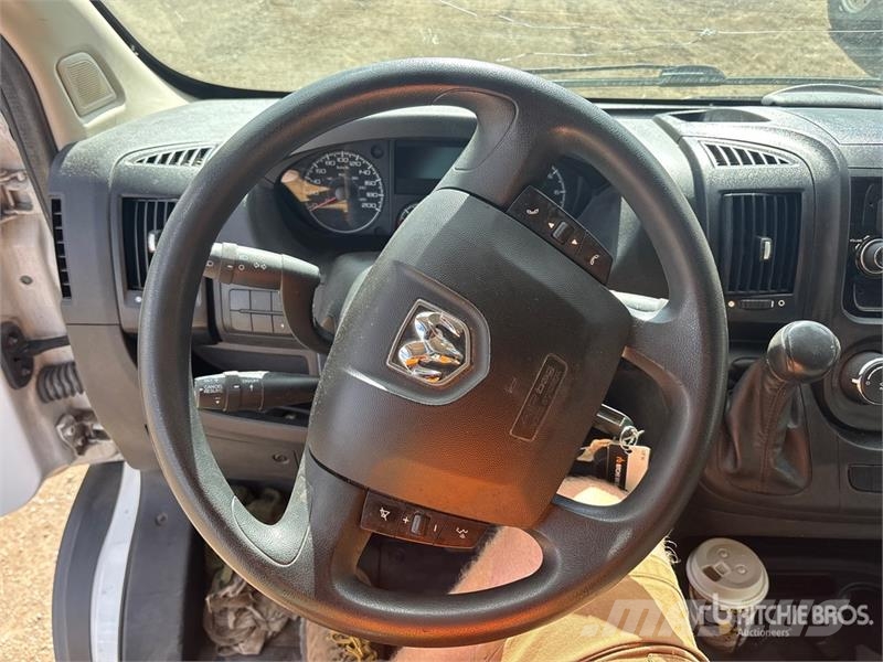 RAM Promaster 2500 Cargo Van Изотермический фургон