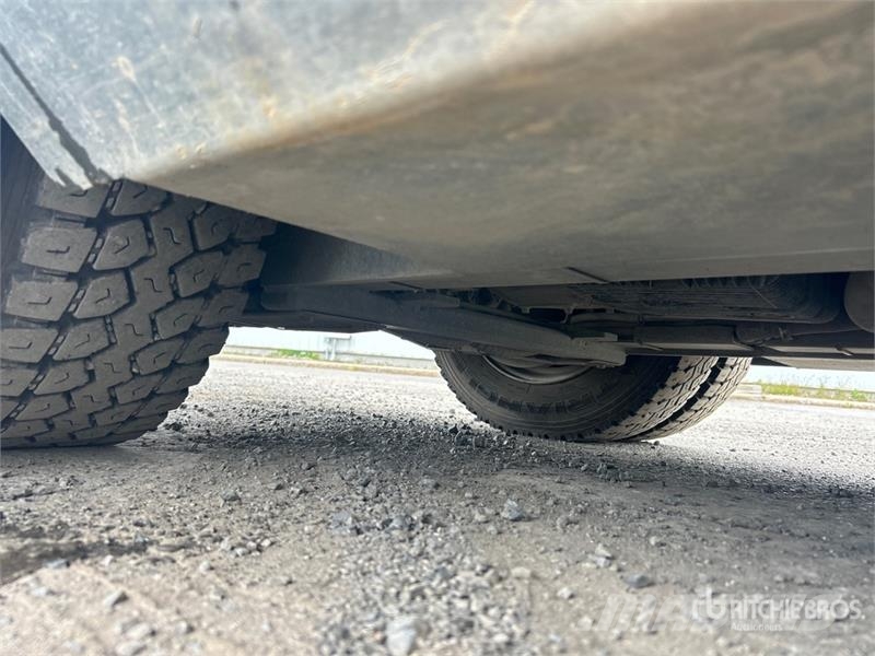 Ravo 5SER Sweeper Truck Utcaseprő teherautók